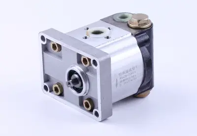 Насос шестеренчатый HLCB-D08/06 для гидроусилителя руля мототрактора