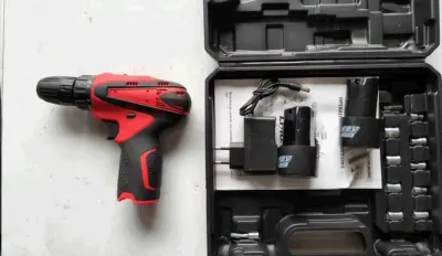 Дриль-шурупокрут акумуляторний Li-Ion 12В 30 Нм 1x1,3 А·год