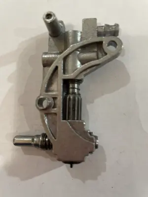Маслонасос бензопили для Goodluck GL 4500/5200 CANFLY