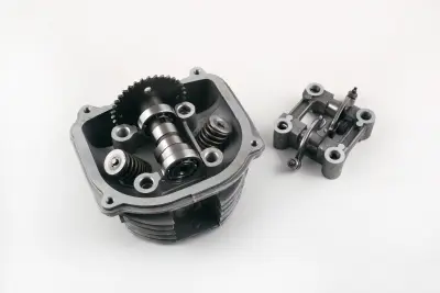 Головка циліндра 4T GY6 150 (у зборі, без крышки)