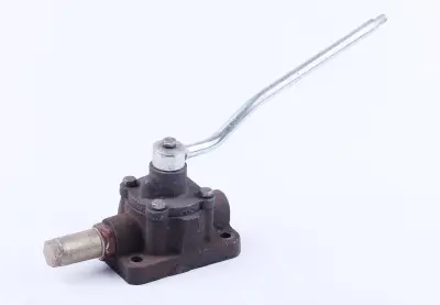 Розподільник гідравлічний у зборі Xingtai 120/220 старого зразка