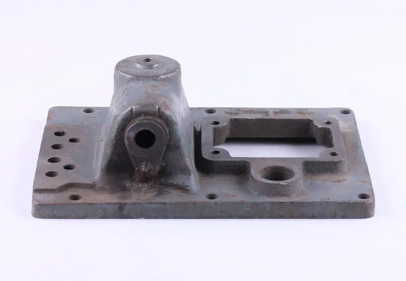 Крышка КПП верхняя чугунная Jinma 240/244
