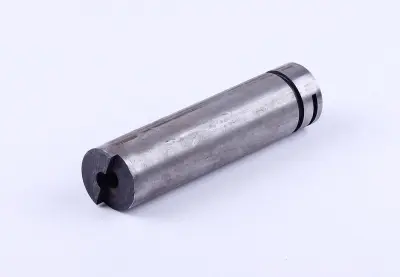 Вал проміжної шестерні ВВП DongFeng 244/240 L-139mm AMG